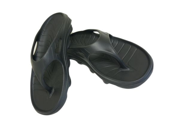 Doubleu Riva Men Slipper Comfortable & Light Weight Recovery Footwear (BLACK)