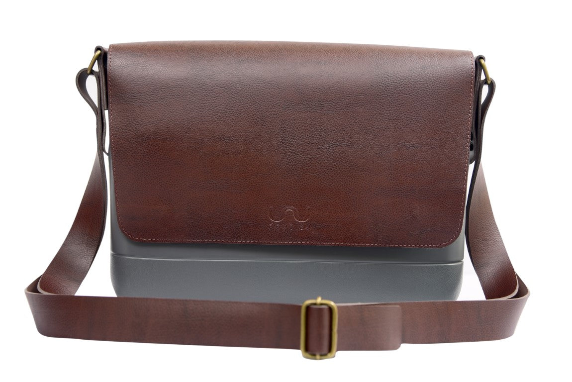 messenger-flap-hndle-dark-brown-a