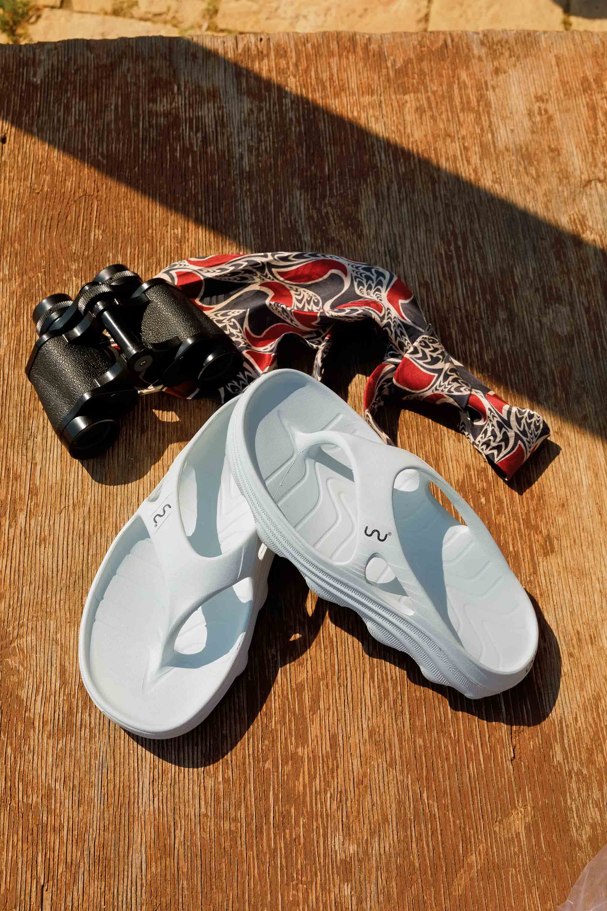 Doubleu Riva Men Marble Comfortable Recovery Footwear